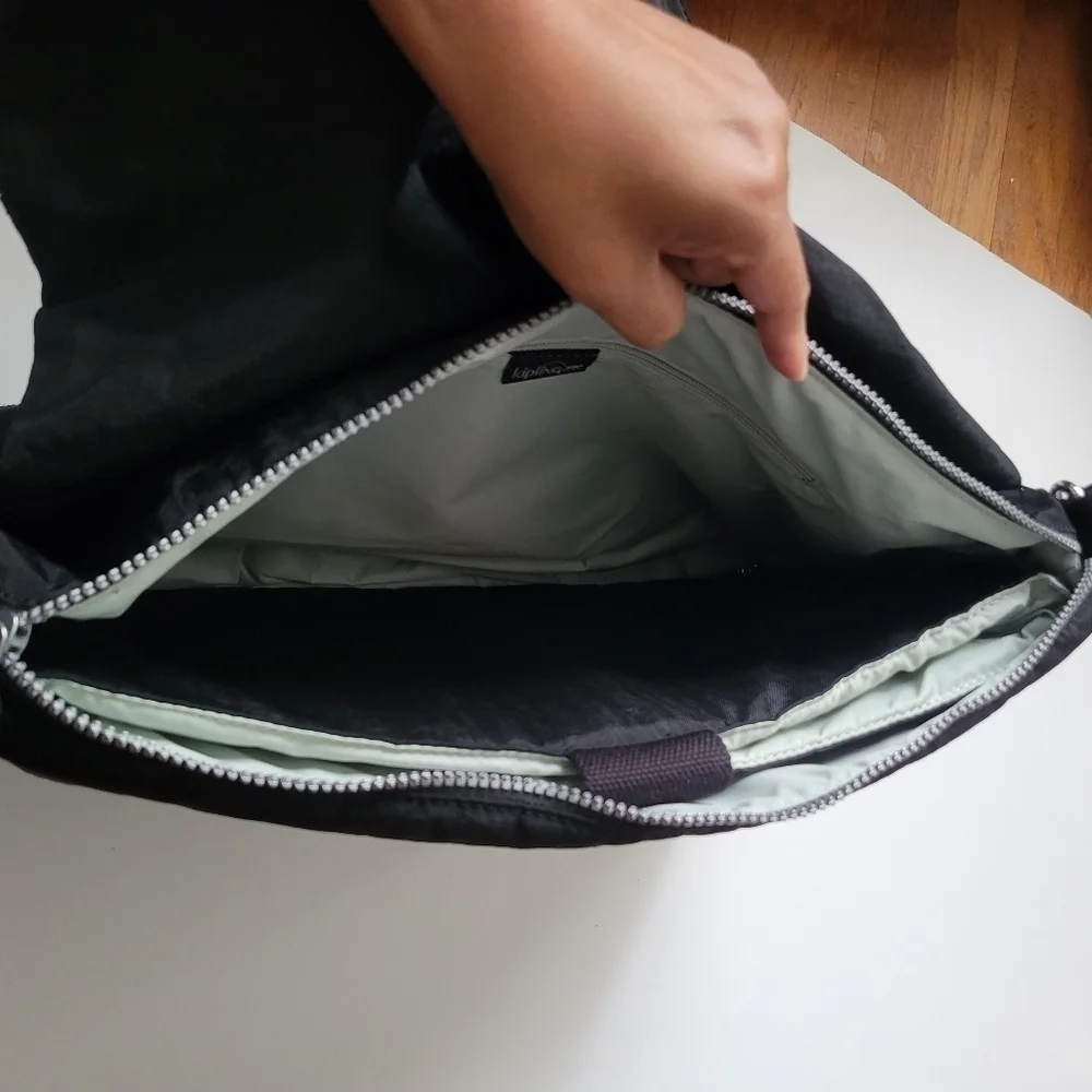Kipling DIGISLING TM 4887. Crossbody Messenger bag.